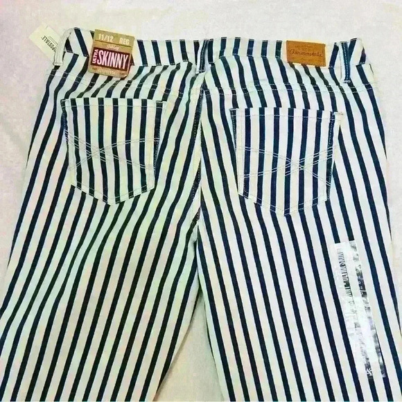 NWT Aeropostale Blue and White Striped
Super Low Rise Super Skinny Fit Jeans - Picture 5 of 12